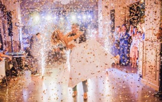 wedding-confetti-cannons