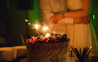 ways-to-use-wedding-sparklers