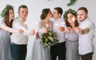 daytime-wedding-sparklers