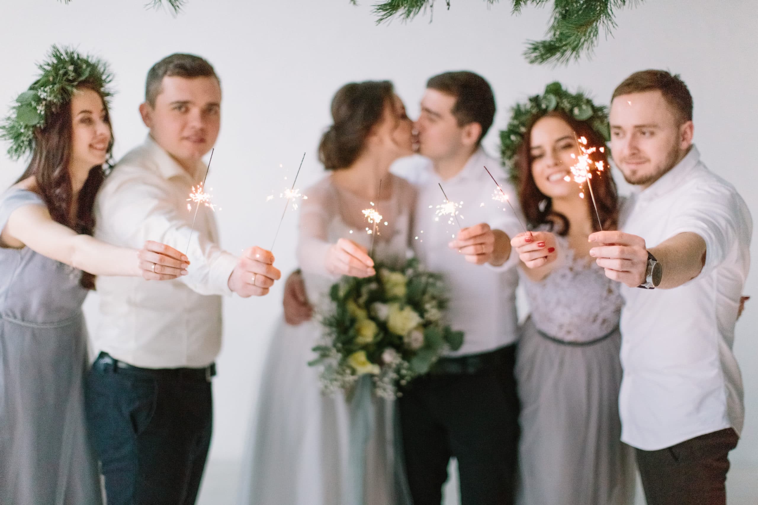 daytime-wedding-sparklers