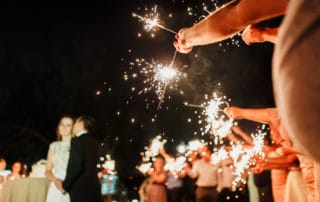 wedding-sparkler-expectations-reality