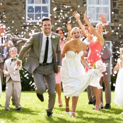 wedding-confetti-cannon-costs